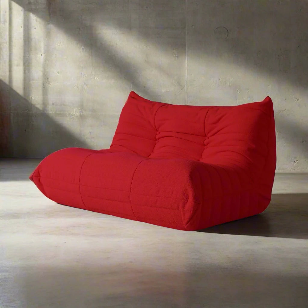 TOMMY loveseat